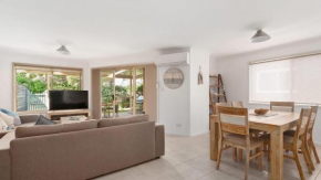 Walking Distance to Little Beach and Shoal Bay